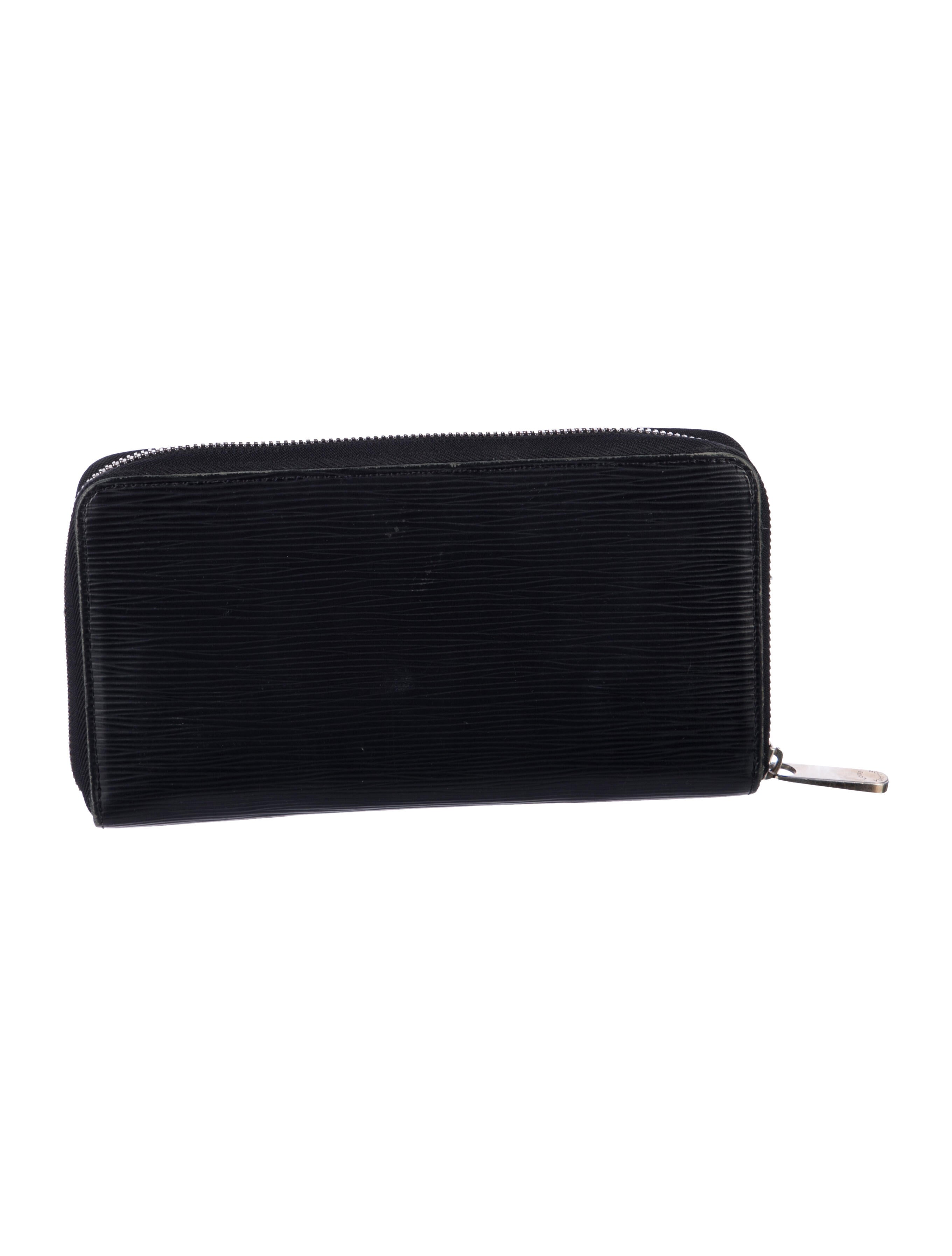 Louis Vuitton 2010 Epi Leather Wallet