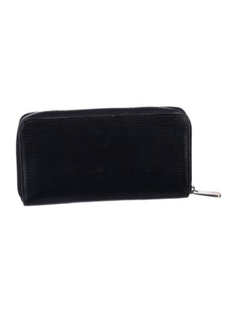 Louis Vuitton 2010 Epi Leather Wallet