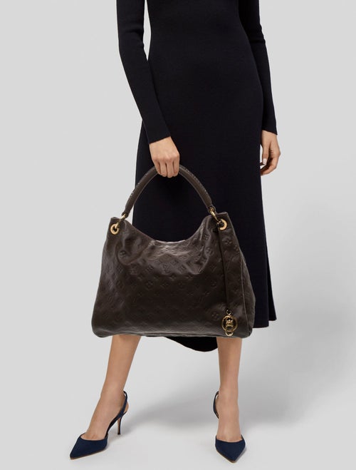 Louis Vuitton LV Monogram Artsy MM