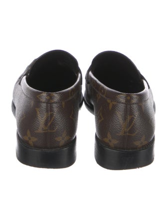 Louis Vuitton 2021 LV Monogram Loafers