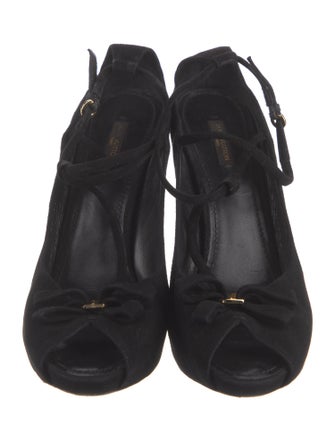 Louis Vuitton Suede Bow Accents T-Strap Pumps