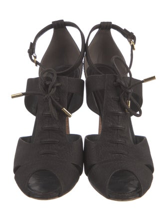 Louis Vuitton Leather T-Strap Pumps