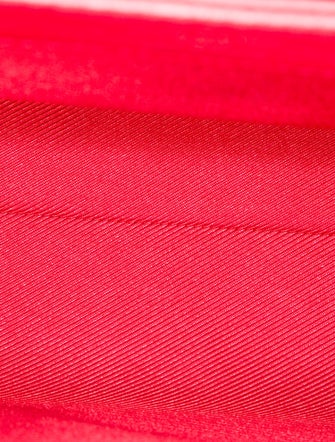 Louis Vuitton Taurillon Leather Lockme II