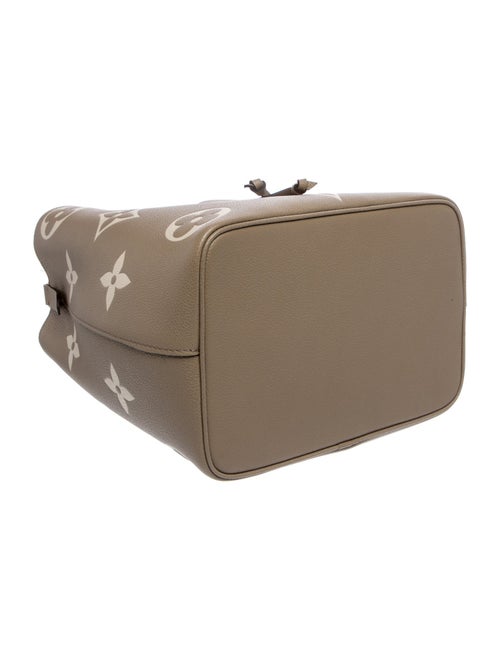 Louis Vuitton Monogram Giant Néonoé MM