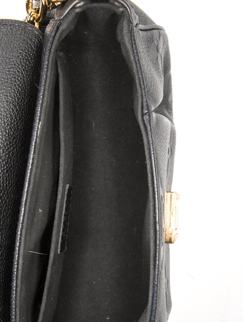 Louis Vuitton LV Monogram Favorite