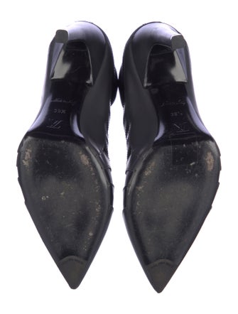 Louis Vuitton LV Monogram Leather Pumps