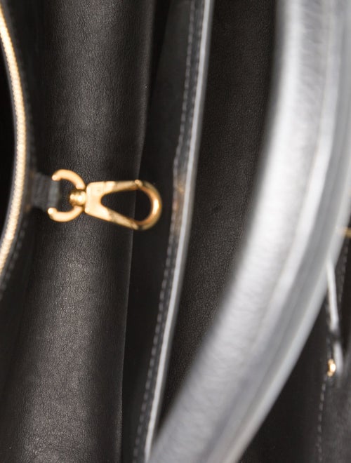 Louis Vuitton LV Monogram Capucines MM