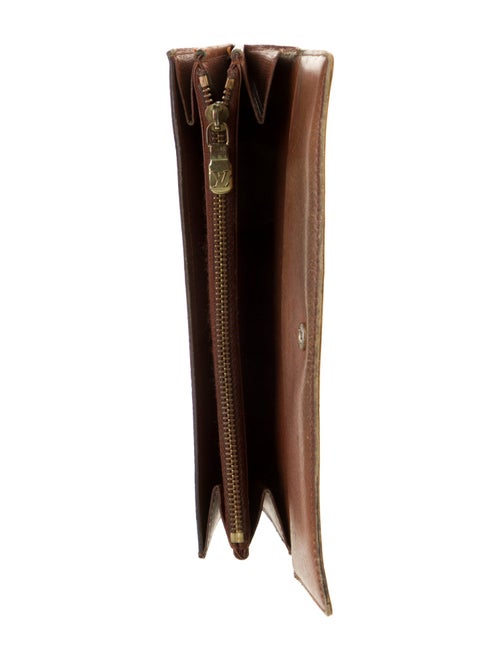 Louis Vuitton 1989 LV Monogram Sarah Wallet