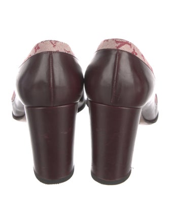 Louis Vuitton LV Monogram Canvas Pumps