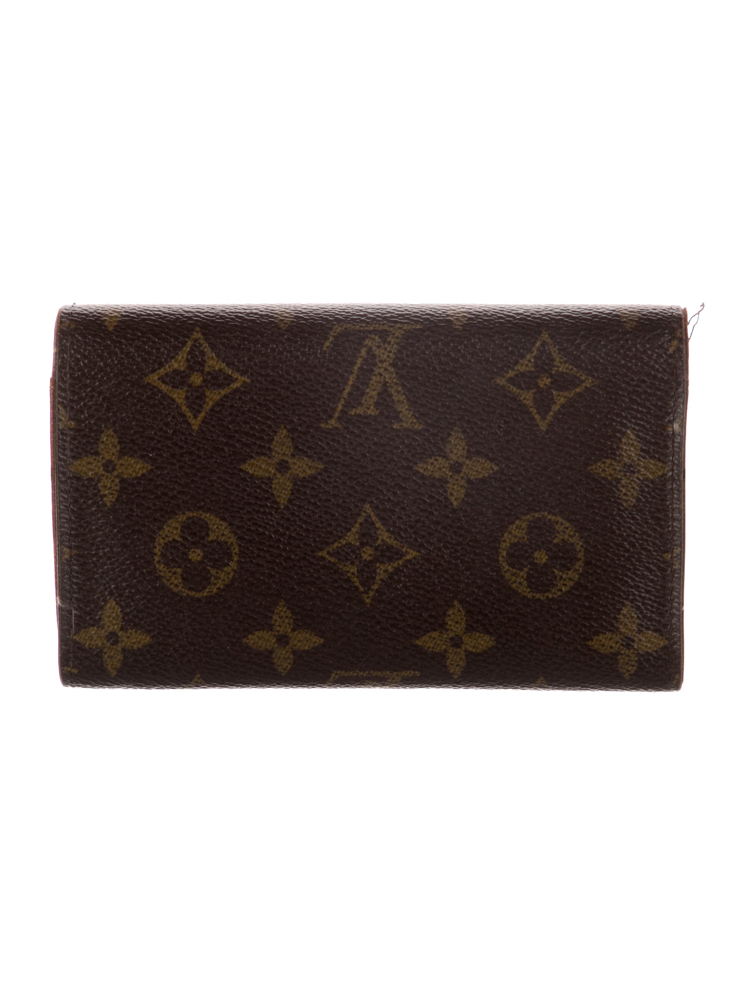 Louis Vuitton 2005 LV Monogram Wallet
