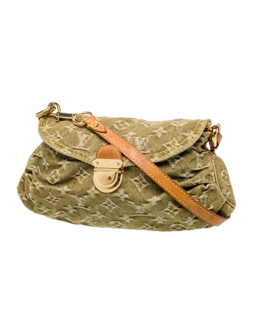 Louis Vuitton LV Monogram Pleaty