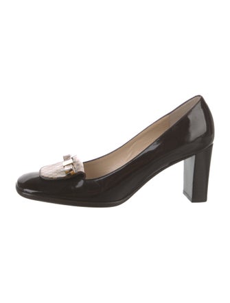 Louis Vuitton Patent Leather Bow Accents Pumps