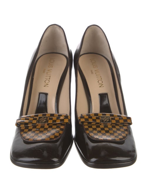 Louis Vuitton Patent Leather Bow Accents Pumps
