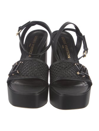 Louis Vuitton Leather Slingback Pumps