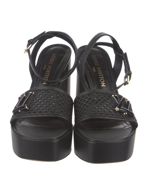 Louis Vuitton Leather Slingback Pumps