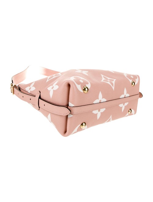 Louis Vuitton Monogram Giant Carryall PM