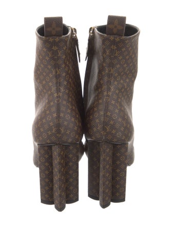 Louis Vuitton 2019 LV Monogram Boots