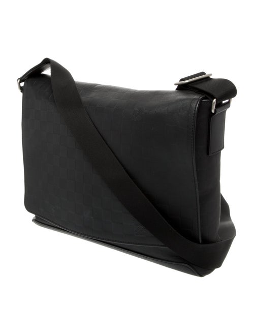 Louis Vuitton Damier Infini District PM