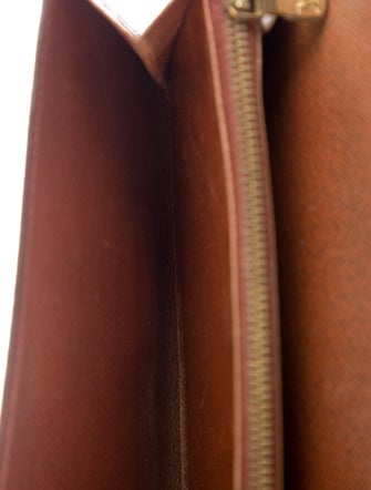 Louis Vuitton Monogram Pattern Coated Canvas Sarah Wallet