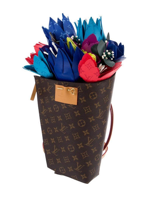 Louis Vuitton LV Monogram Flower Bouquet 2022