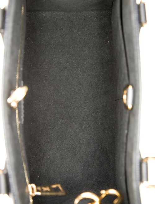 Louis Vuitton LV Monogram OnTheGo PM