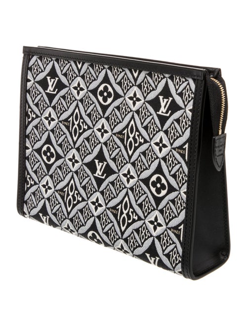 Louis Vuitton Portfolio