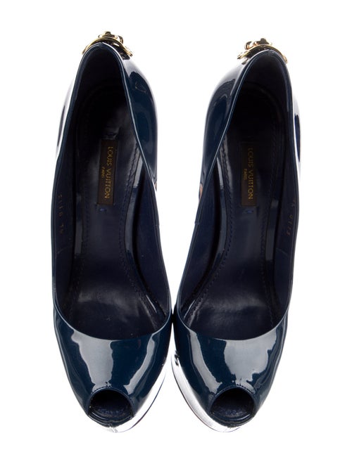 Louis Vuitton Patent Leather Pumps