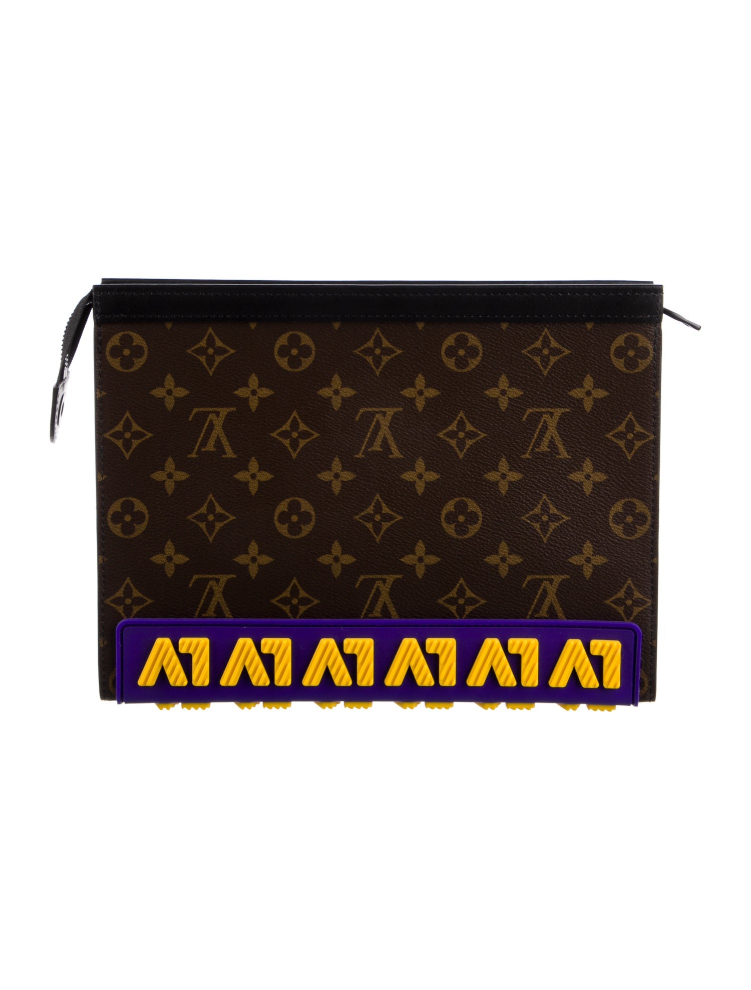 Louis Vuitton Monogram LV Pochette Voyage MM