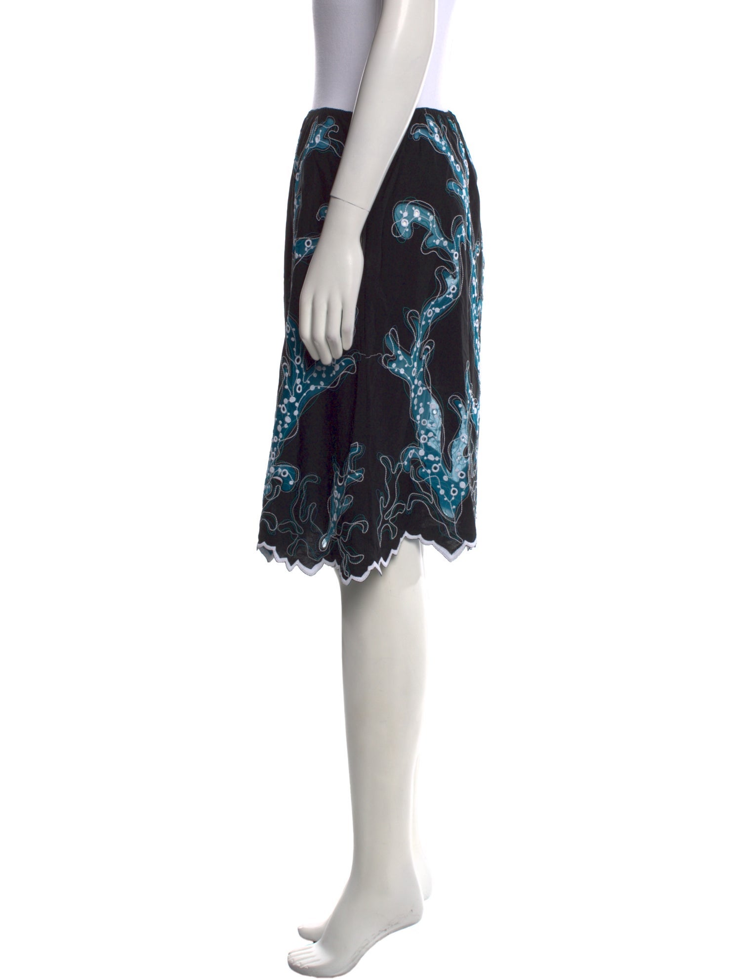 Louis Vuitton 2015 Knee-Length Skirt w/ Tags