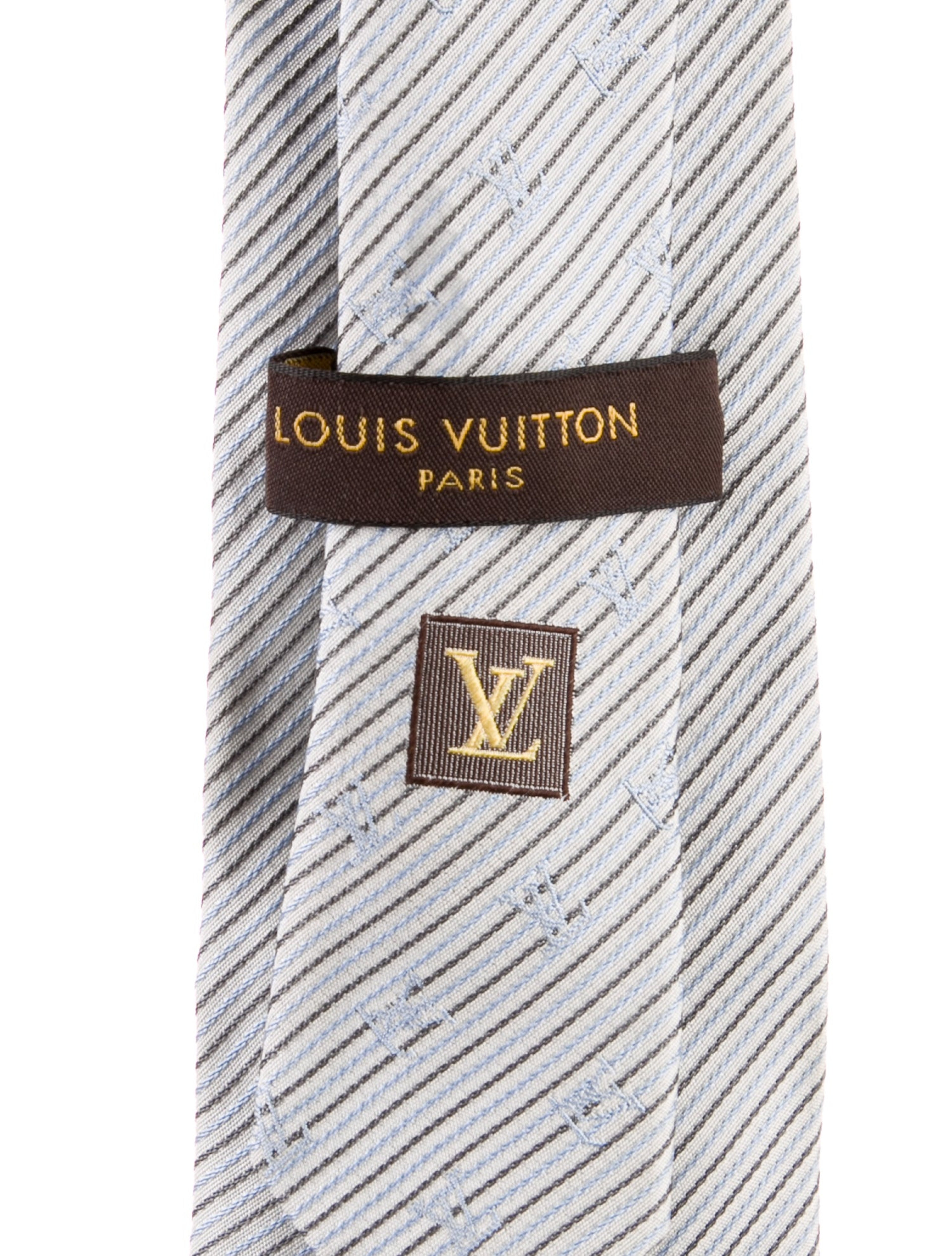 Stripe Pattern Silk Tie