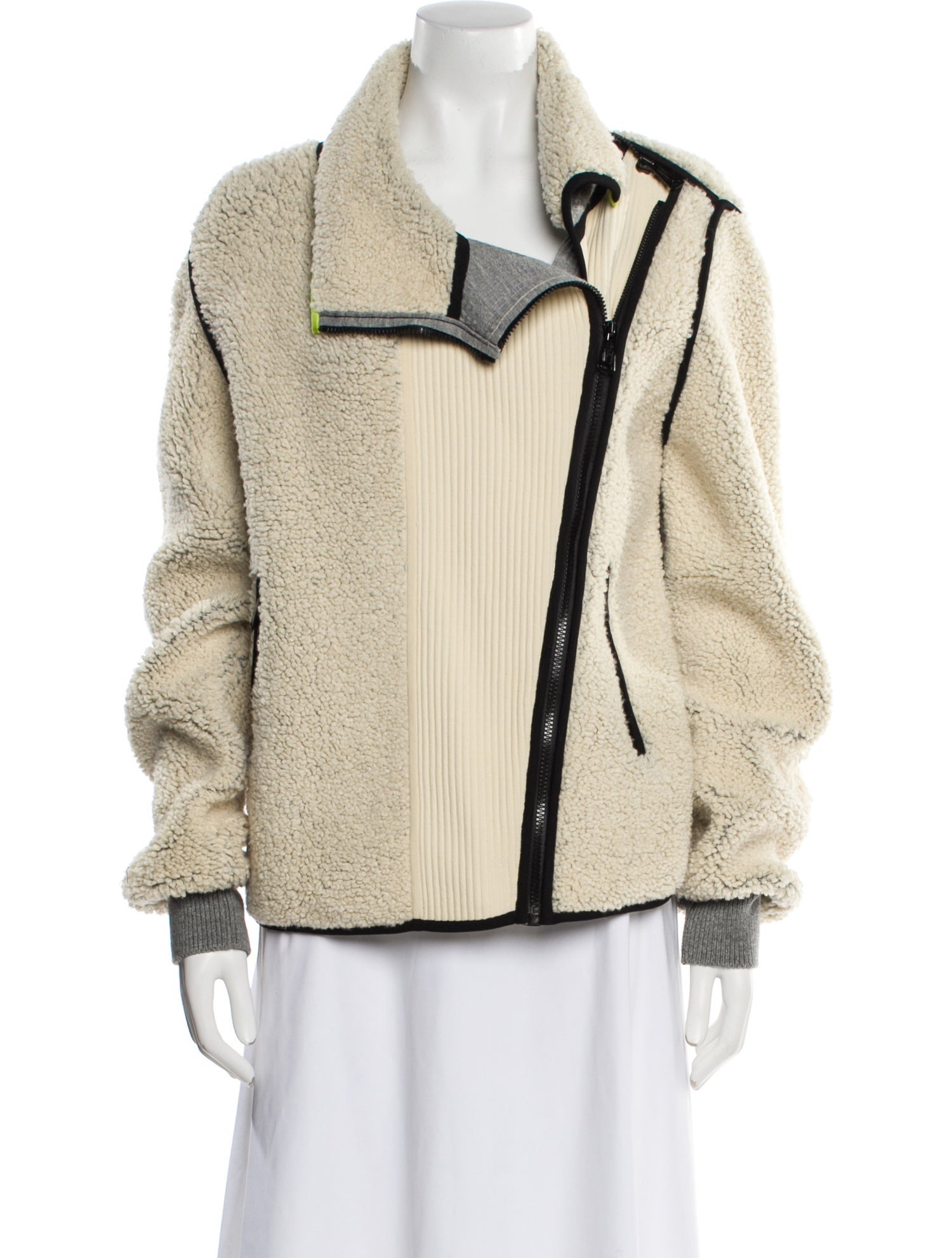 Louis Vuitton 2023 Wool Faux Fur Coat