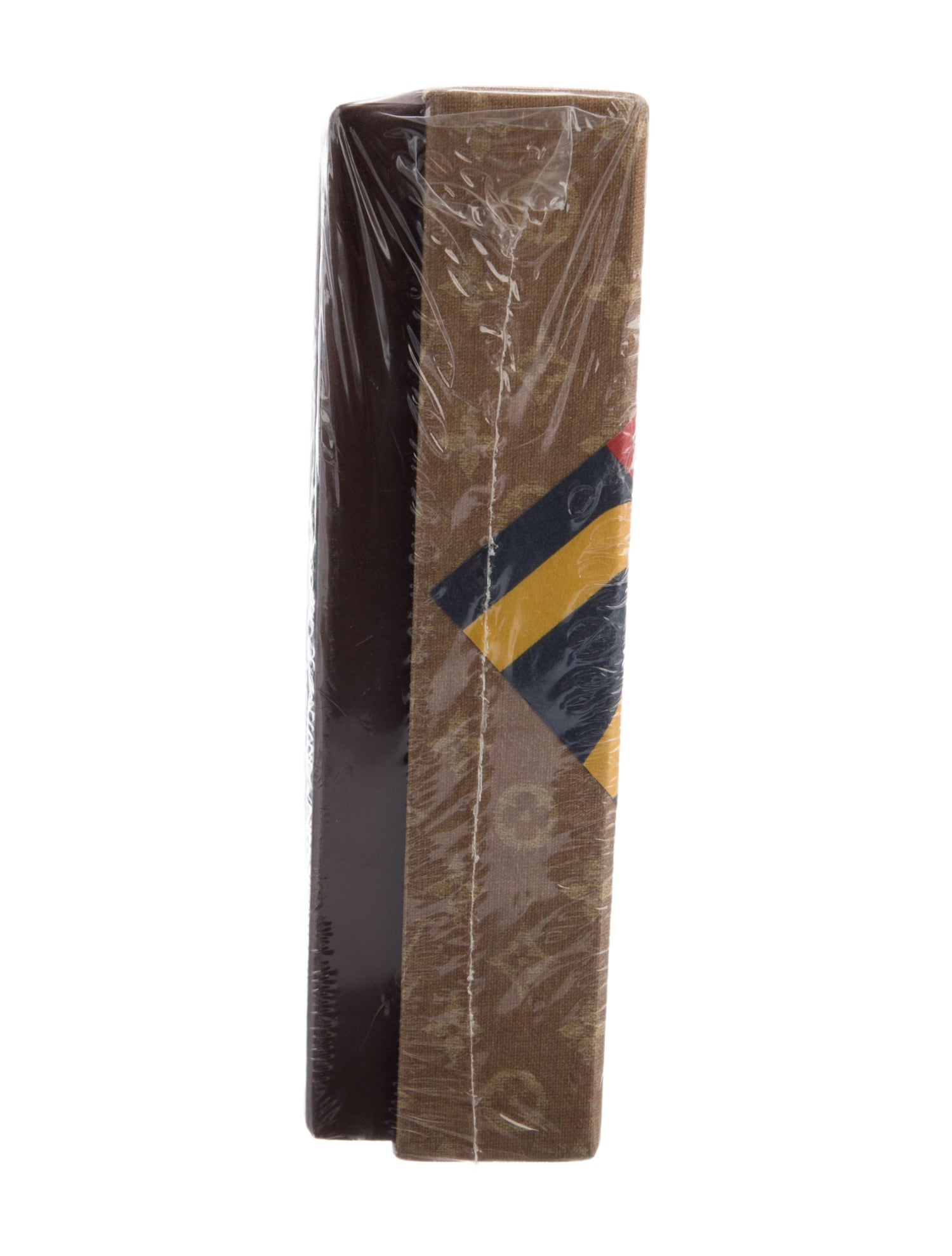 Louis Vuitton The Art of Travel Through Hotel Labels Postcards Set