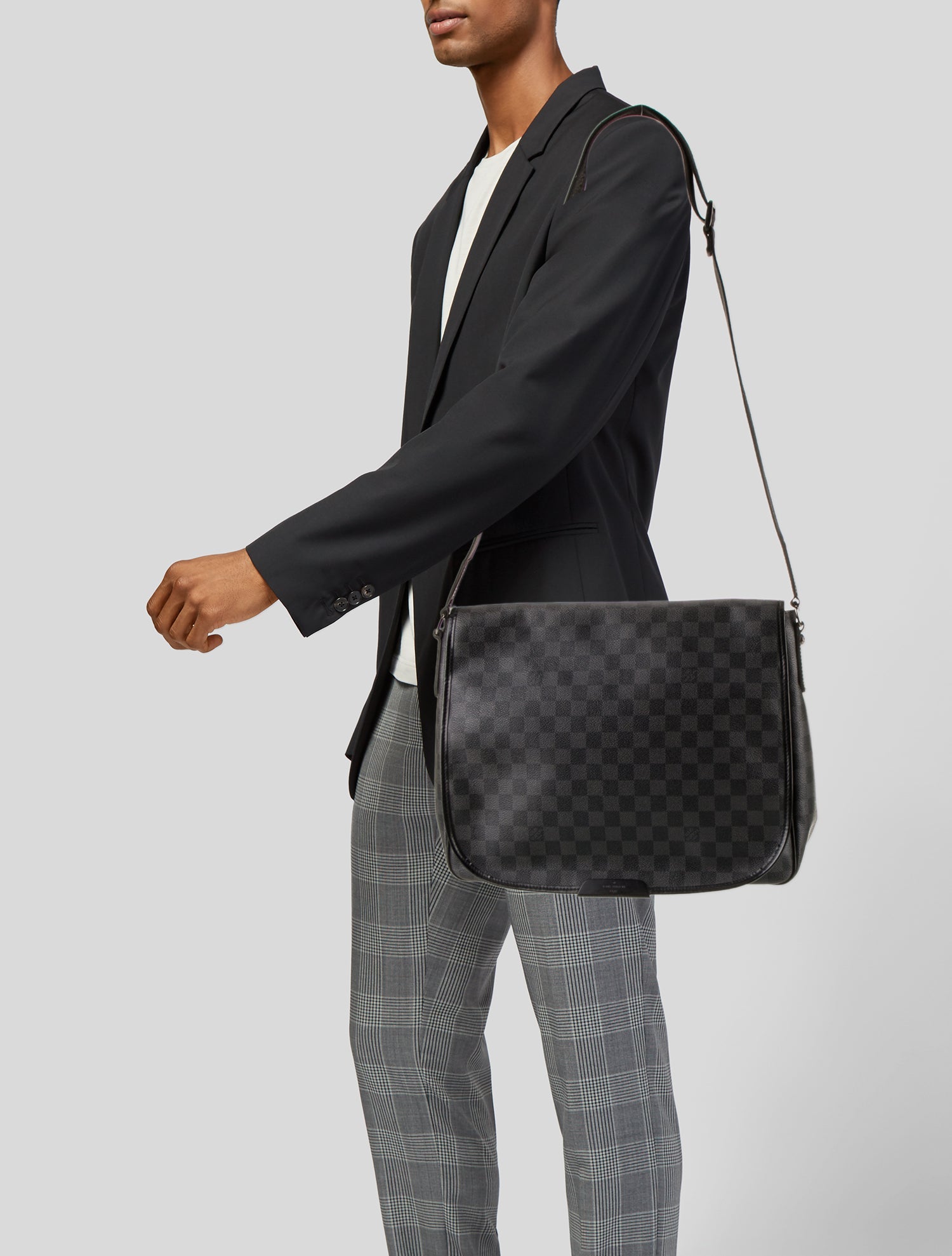 Louis Vuitton Damier Graphite Daniel GM