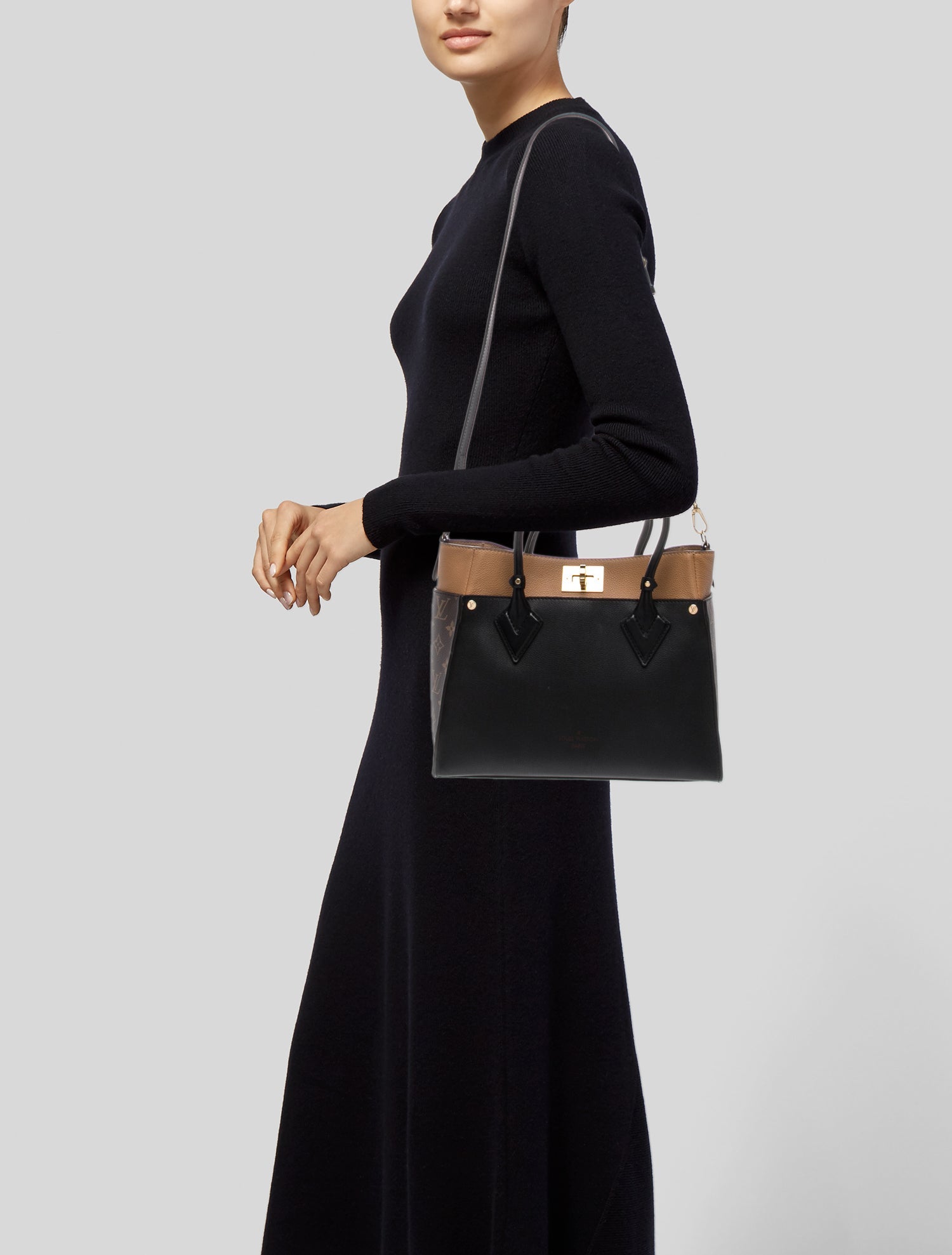 Louis Vuitton LV Monogram On My Side MM