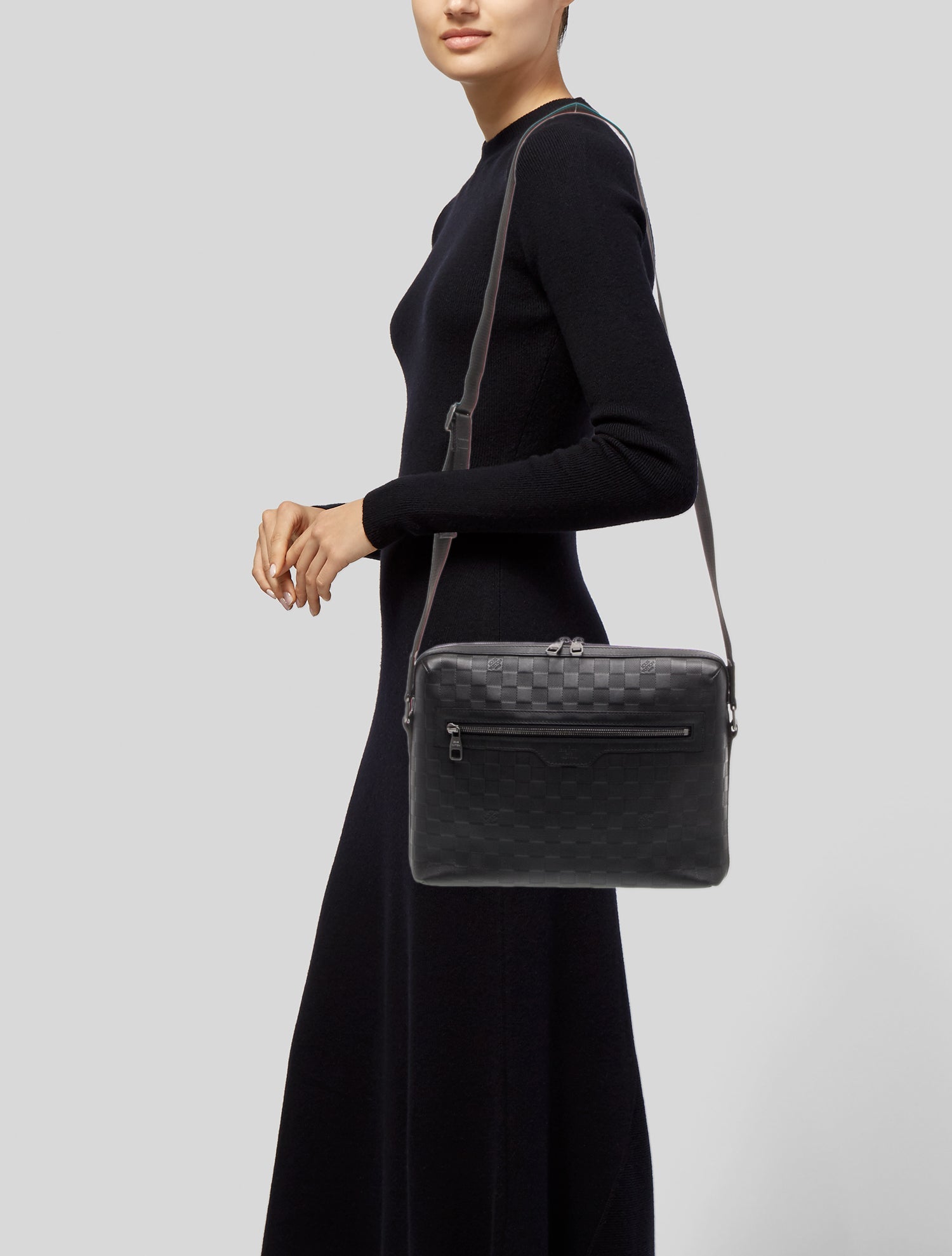 Louis Vuitton Damier Infini Messenger Bag