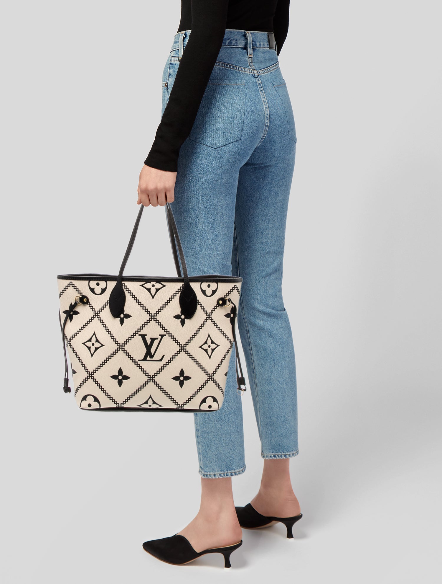 Louis Vuitton Broderies Neverfull w/Pouch MM