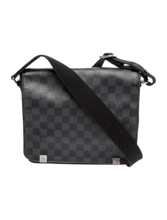 Louis Vuitton Damier Graphite District PM