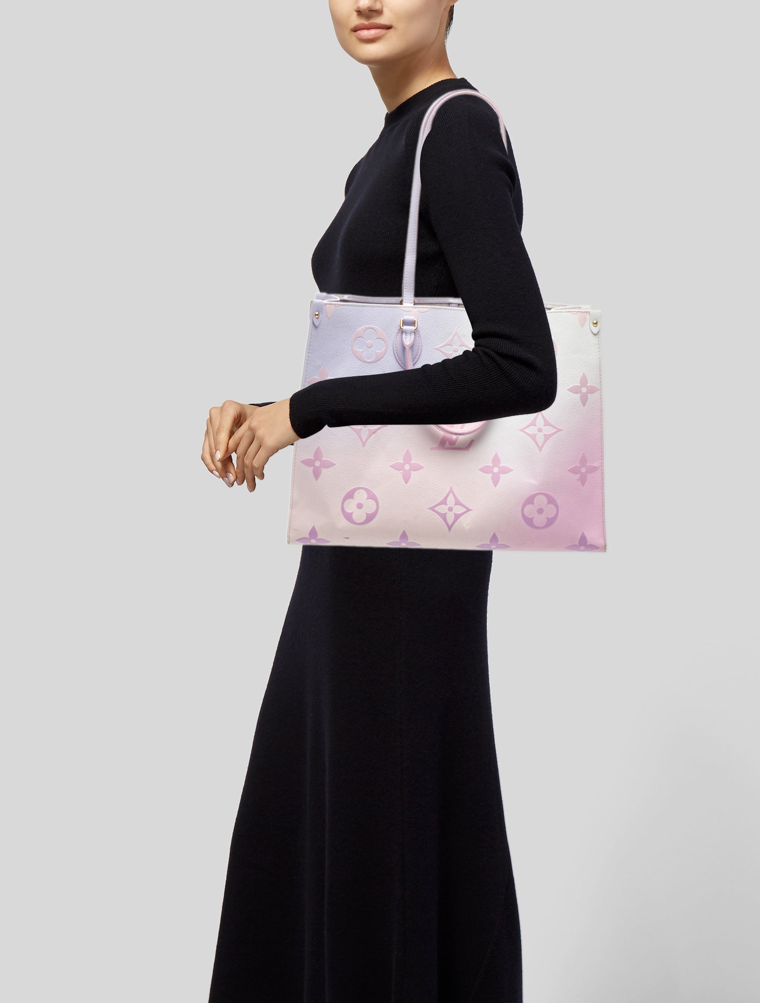 Louis Vuitton Monogram Giant OnTheGo GM