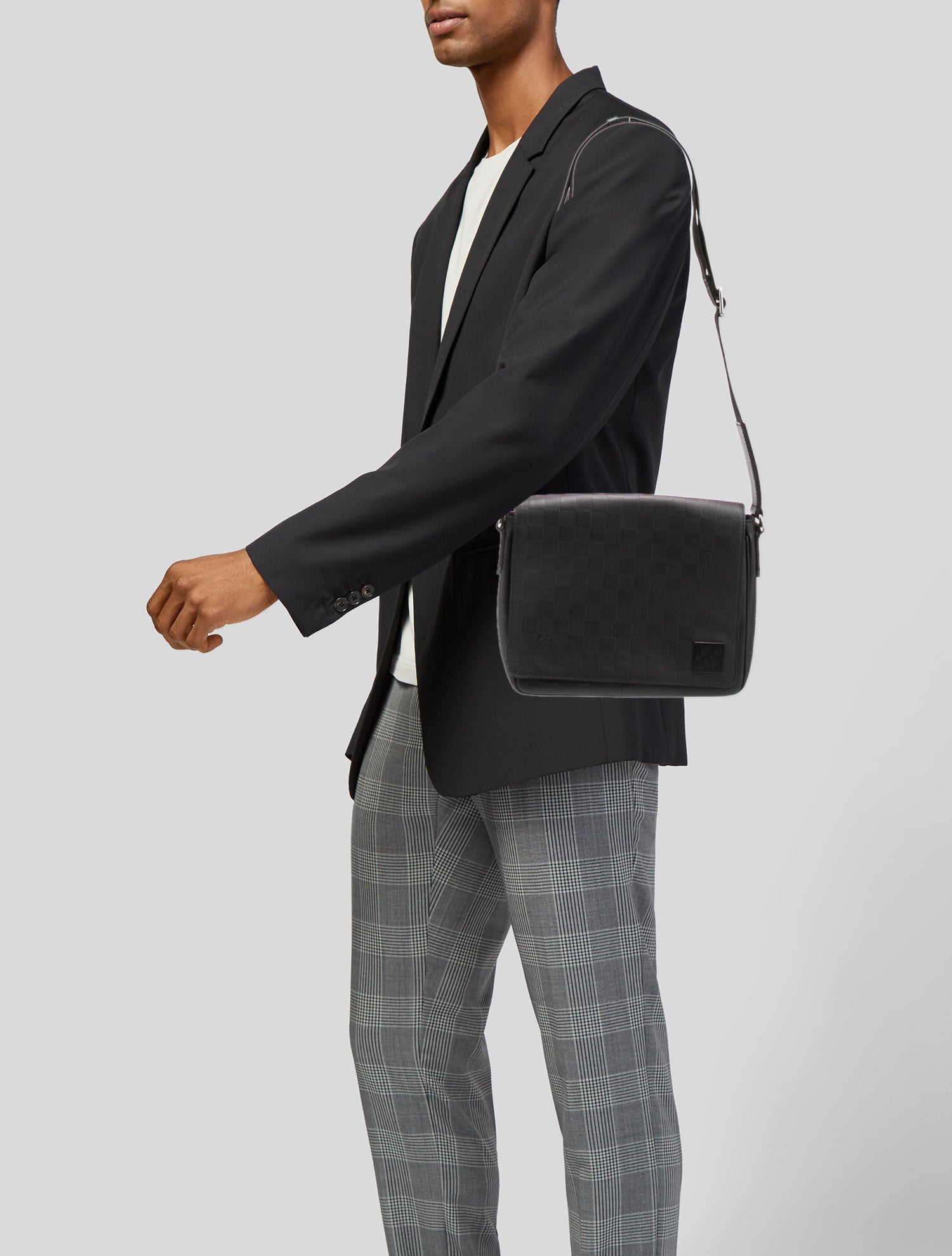 Louis Vuitton Damier Infini District PM