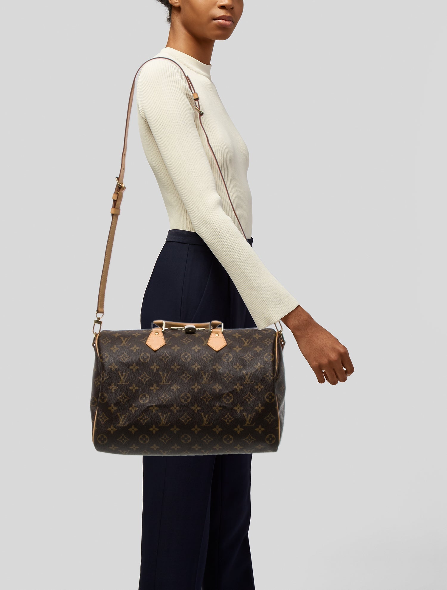 Louis Vuitton LV Monogram Speedy Bandouliere 35