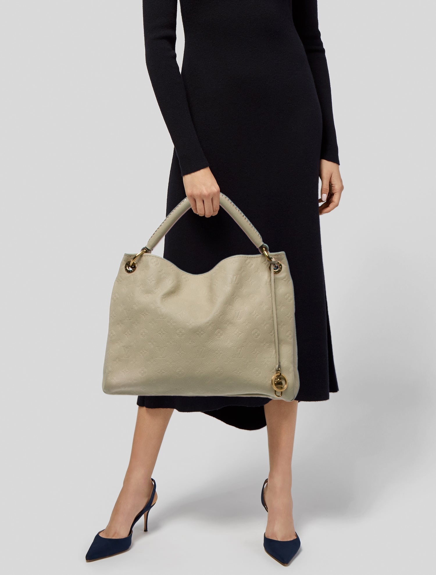 Louis Vuitton LV Monogram Artsy MM