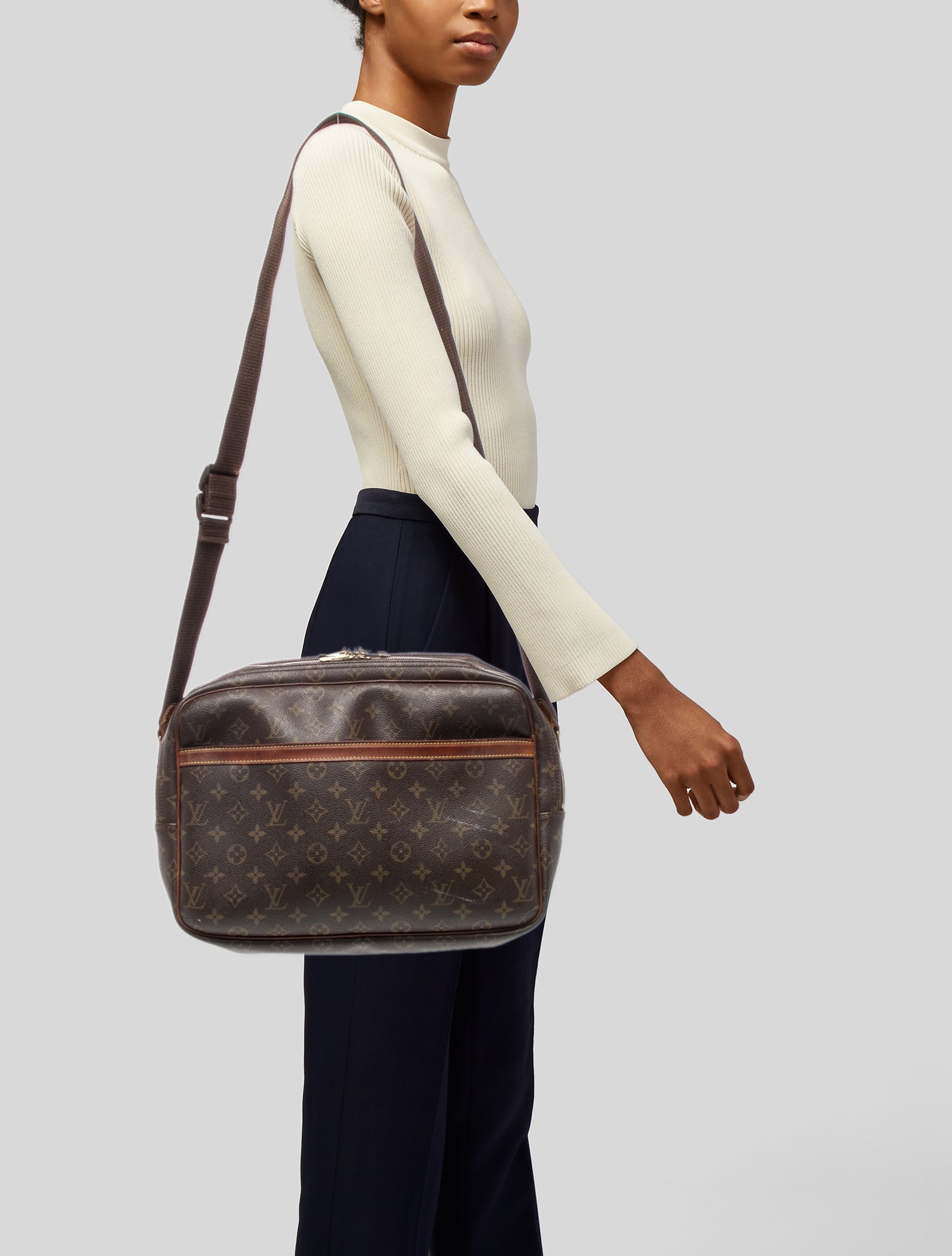 Louis Vuitton Monogram Reporter GM