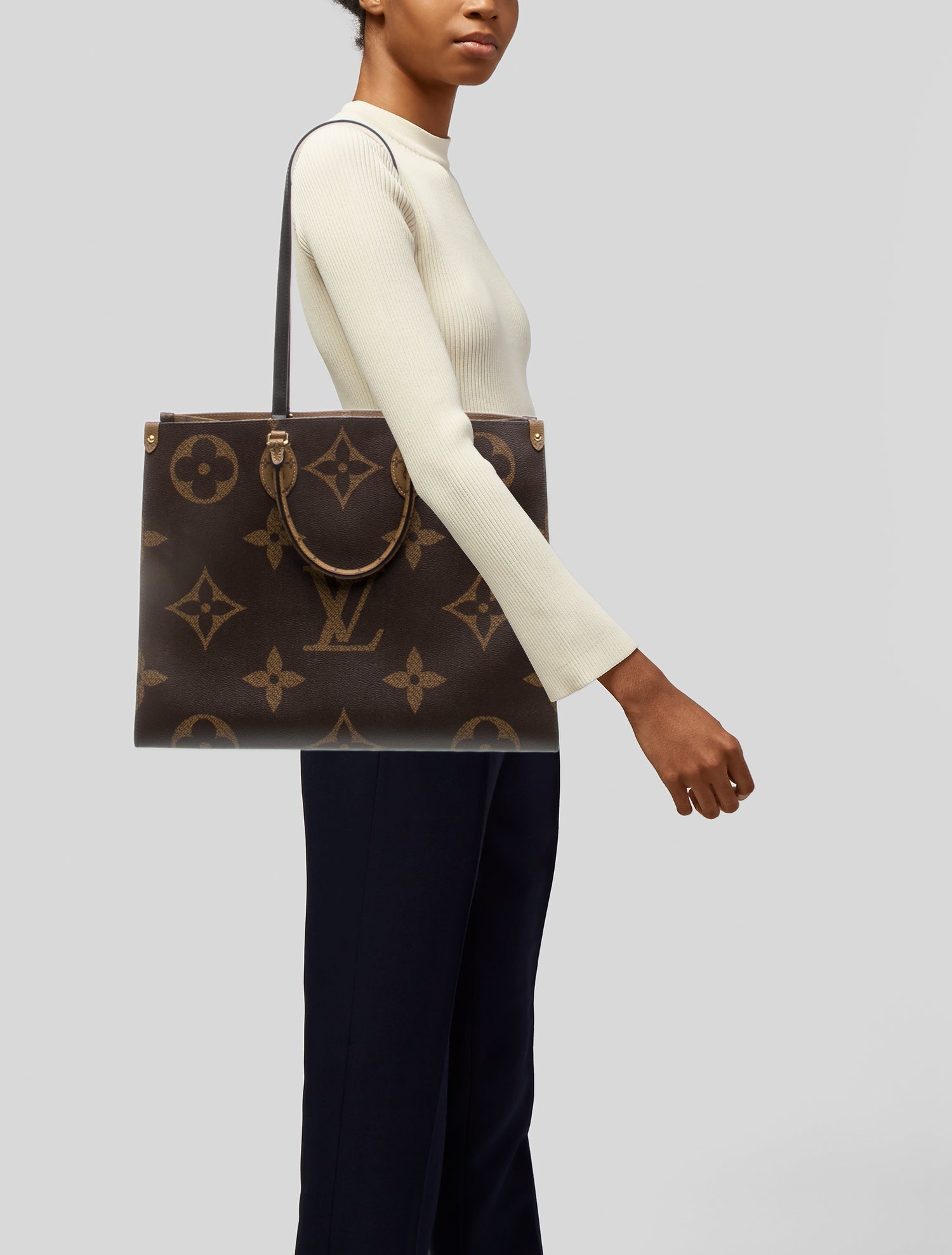 Louis Vuitton LV Monogram OnTheGo GM w/ Tags