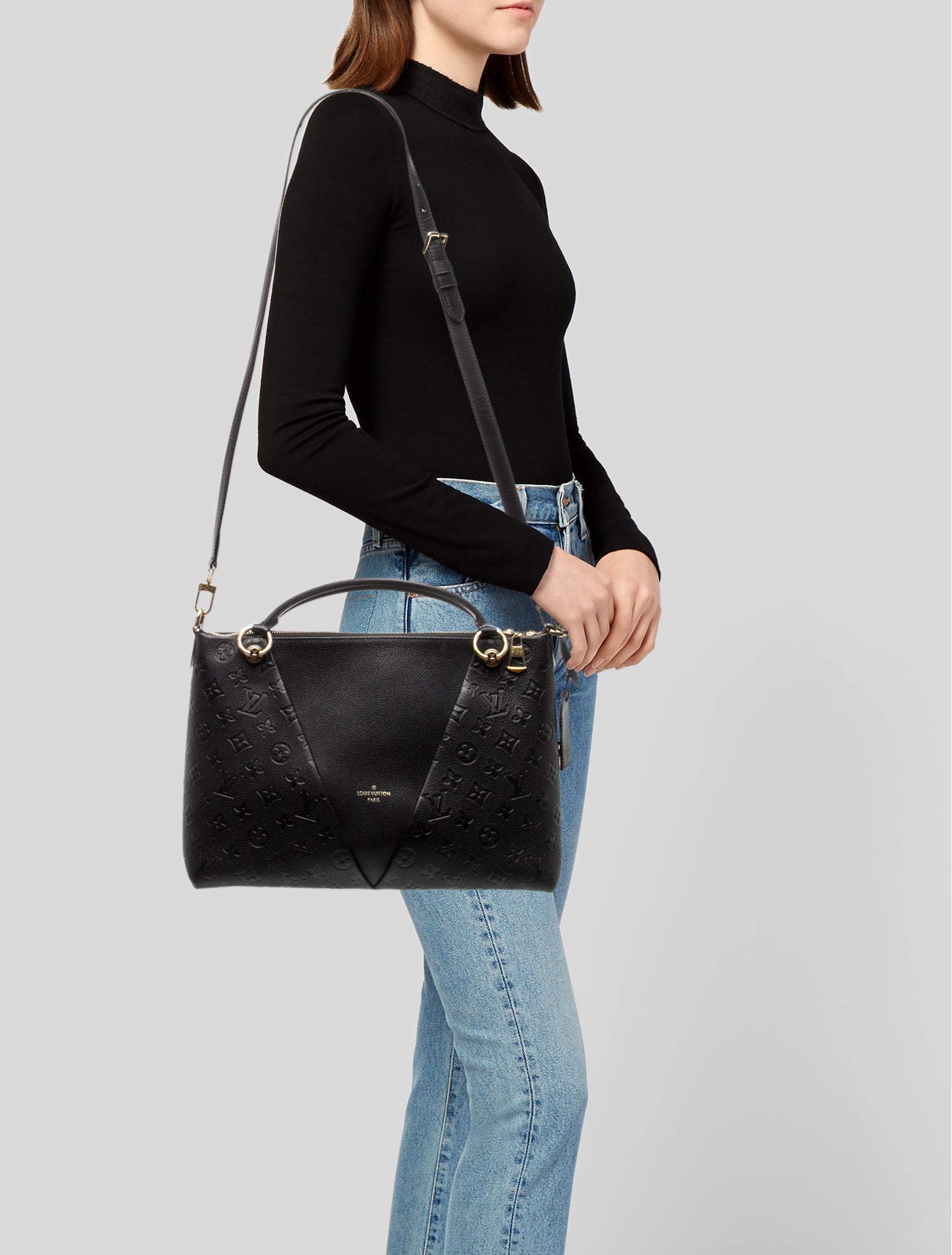 Louis Vuitton LV Monogram V Tote MM