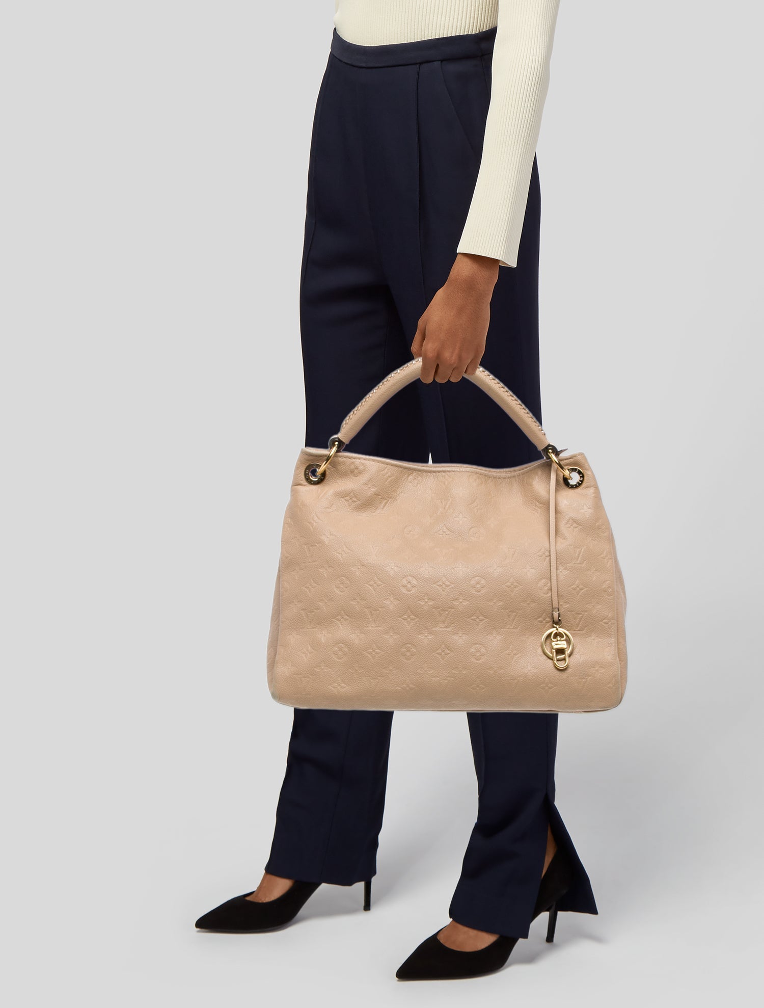 Louis Vuitton Monogram Artsy MM