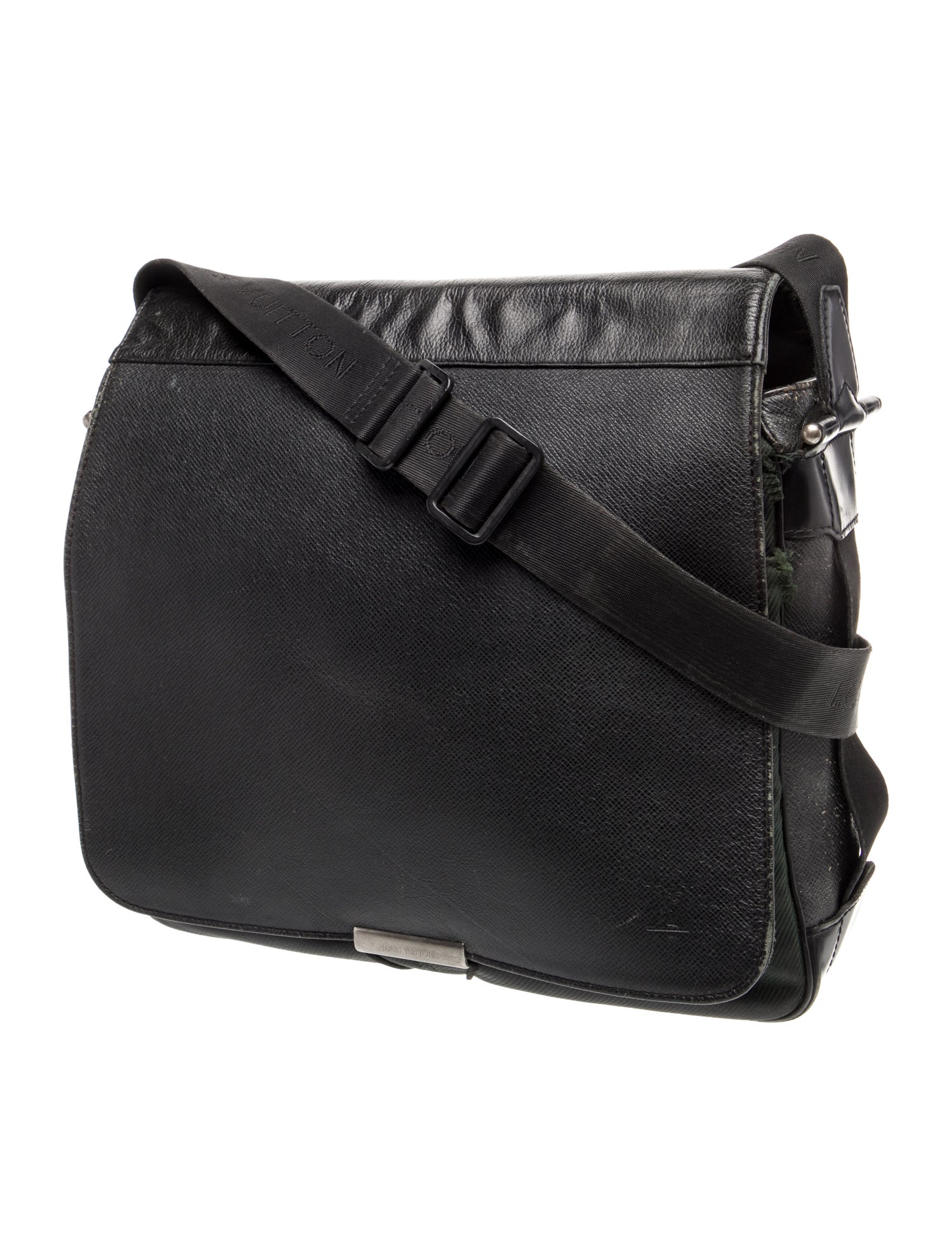 Louis Vuitton Taiga Leather Viktor