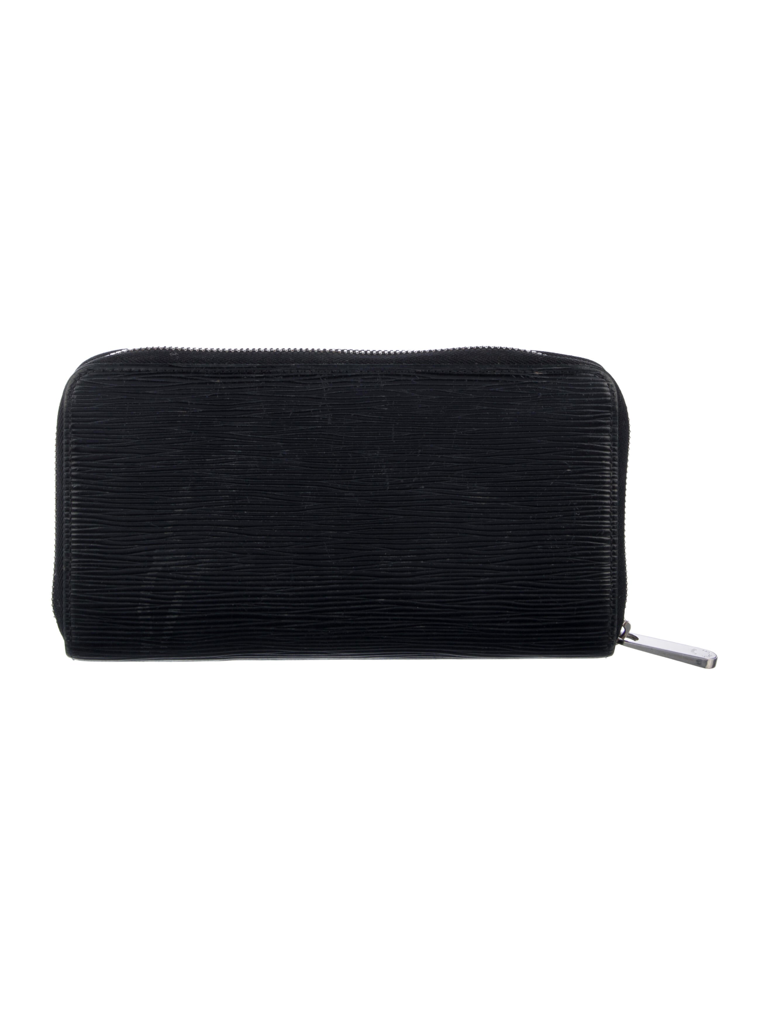 Louis Vuitton 2006 Epi Leather Clemence Wallet