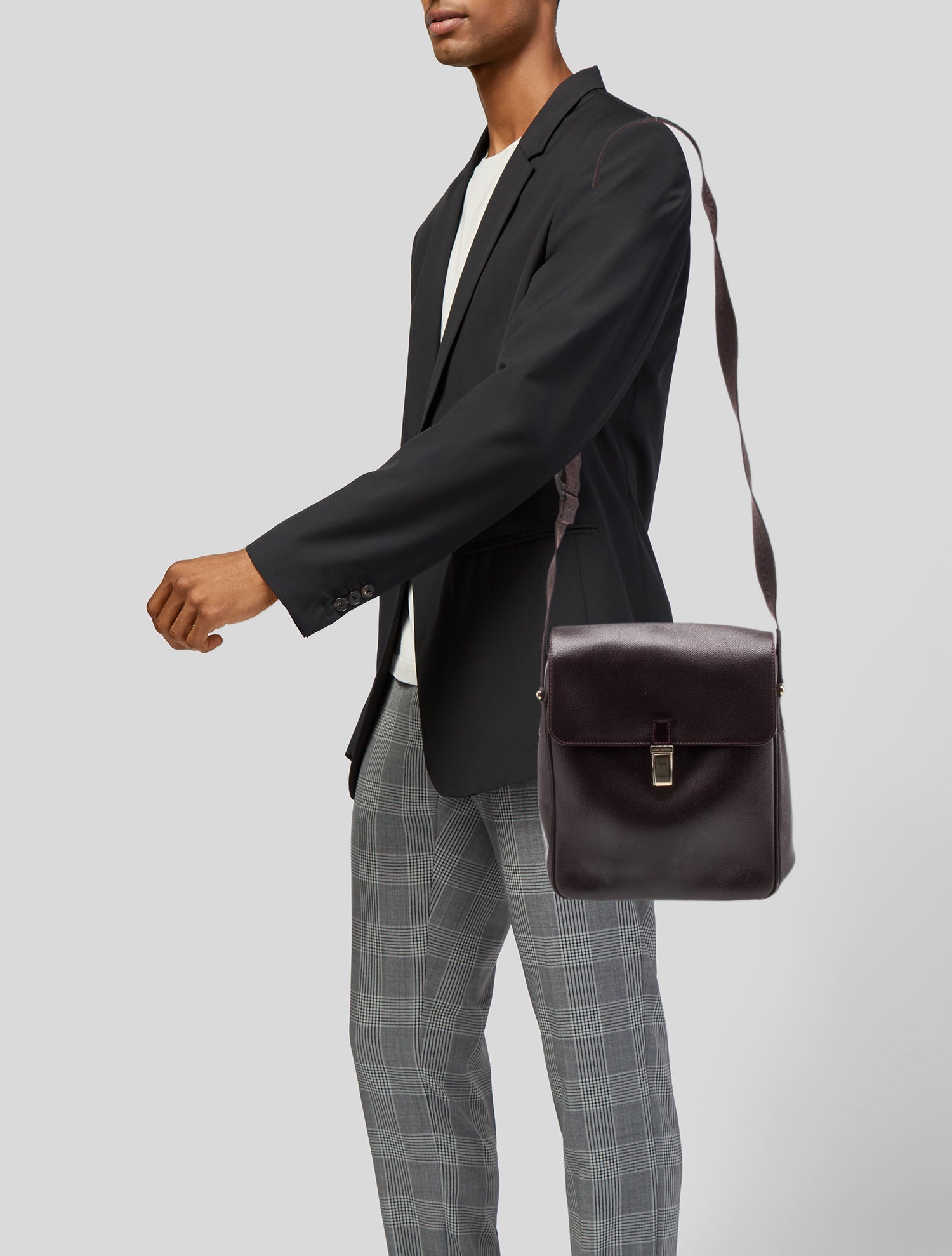 Louis Vuitton Taiga Leather Yaranga Vintage