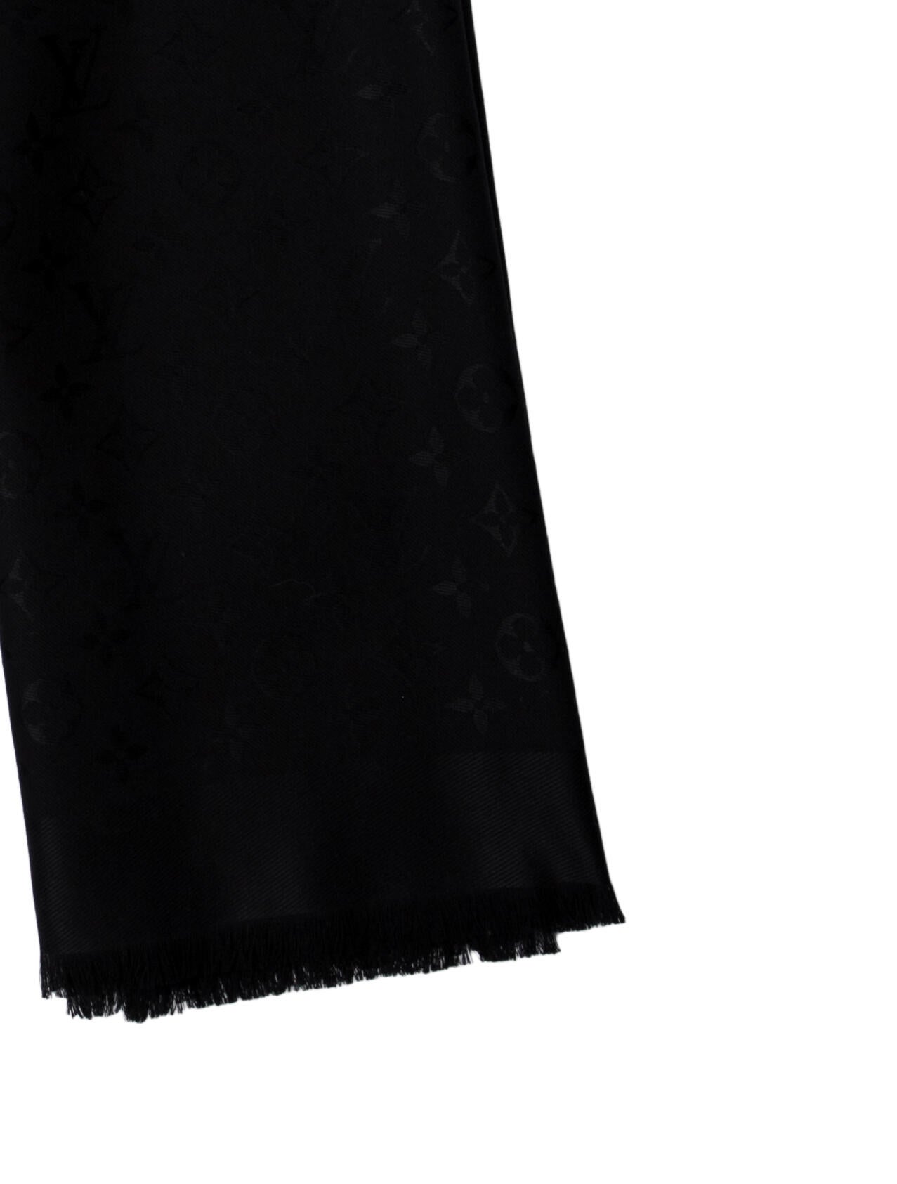 Louis Vuitton Silk 2015 Scarf