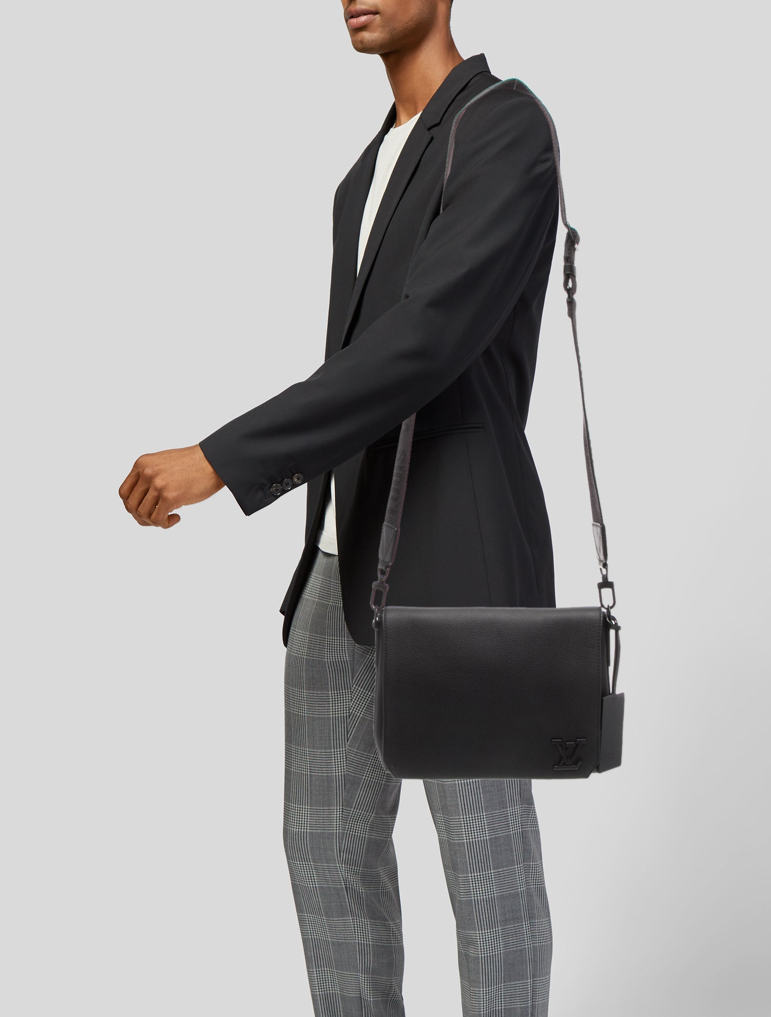 Louis Vuitton Taurillon Leather Aerogram Takeoff